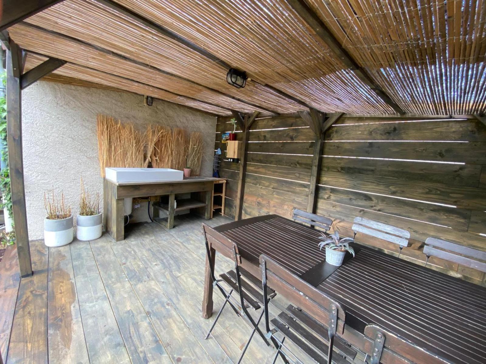 Gite Et Studios Les Barongeres Farges-les-Chalon Экстерьер фото