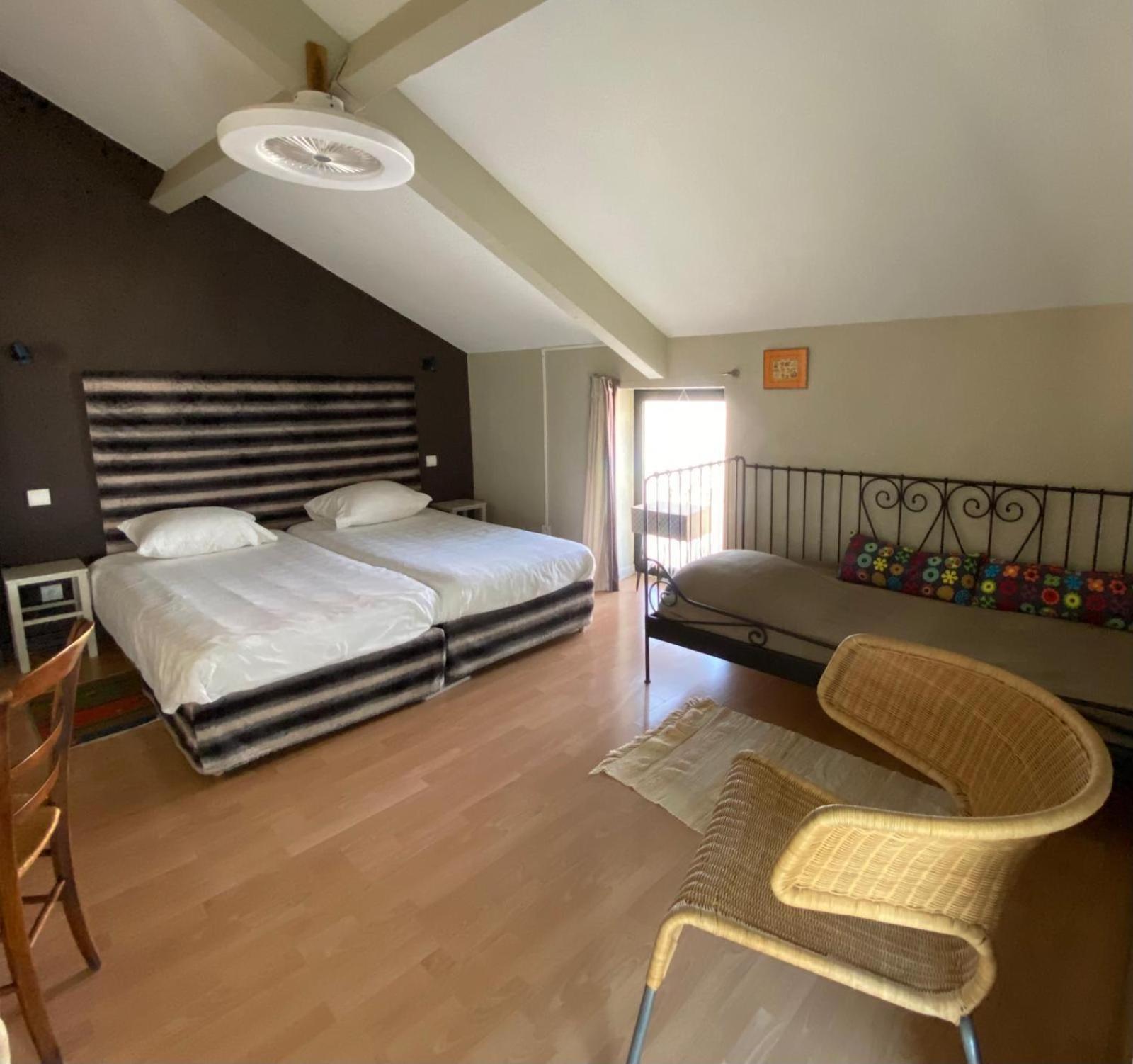 Gite Et Studios Les Barongeres Farges-les-Chalon Экстерьер фото