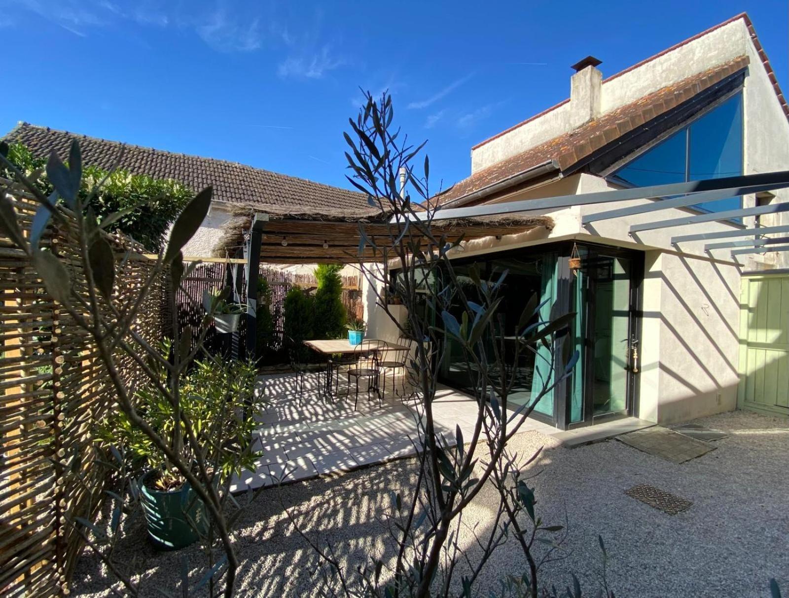 Gite Et Studios Les Barongeres Farges-les-Chalon Экстерьер фото